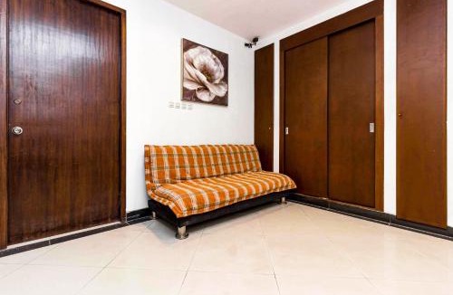 Gambir House | RedDoorz Plus @ Pasar Baru