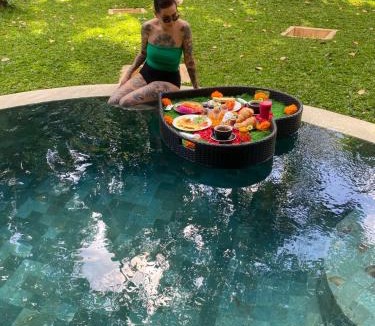 Sei Pinang Hotel | Mandalore Villas Ubud - Adults Only