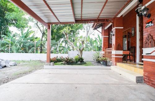 Klaten House | C18 Joglo Prambanan