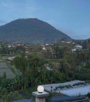 Batunya House | Pondok Kebun Sayur