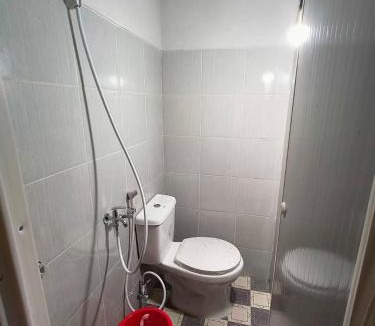 Malang House | KOS PULOSARI 5 Menit Ke ARJOSARI KAMAR MANDI DALAM FREE WIFI
