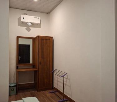 Praya Barat House | Arisiwa Homestay Lombok