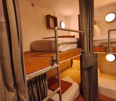 Legian City-Centre Hostel | Lushy Hostel Kuta Legian