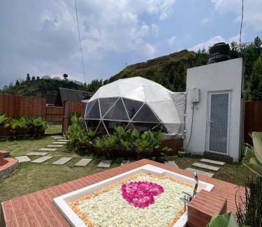 Ngamprah Other | Dome Gloria