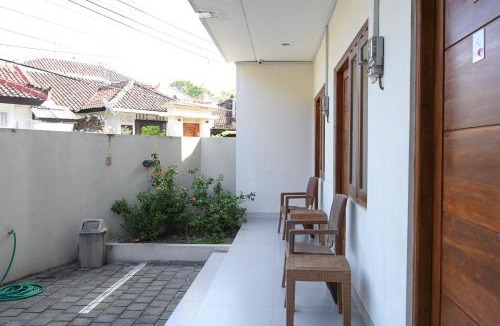 Taman Griya Apartment | RedDoorz Plus at Kencana Residence Jimbaran