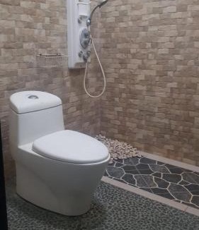 Beji House | Rumah Luas isi tiga Kmr dan banyak tempat tidur