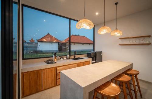 Seseh Villa | Snuggy Shack Villas
