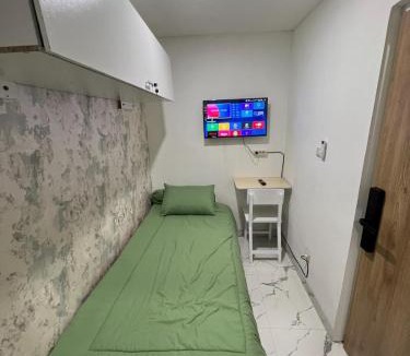 Gandaria-selatan Hotel | Aparthouse Crystal