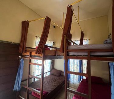 Kaliasem Hostel | Family Hostel Lovina