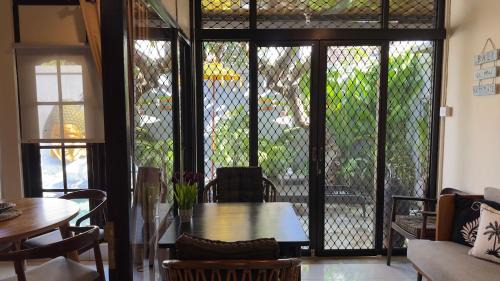 Sanur Villa | CROFFLE COTTAGE SANUR - Walk to the Beach & ICON Mall