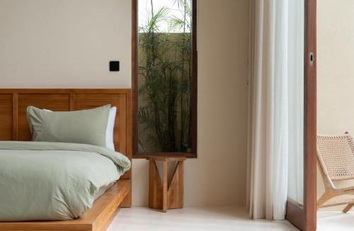 Pecatu Villa | LOU Uluwatu - Tropical Private Villa