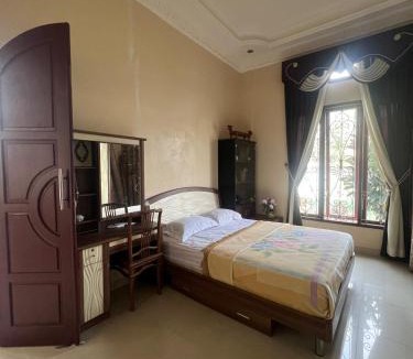 Bukittinggi House | Homestay 25 Syariah Bukittinggi