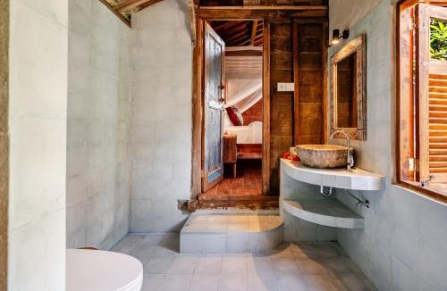 Sidemen House | Green Labak 1