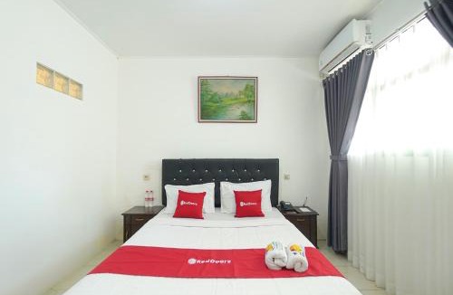 Ujung Genteng Hotel | RedDoorz at Ken Zong Inn near Pantai Ujung Genteng