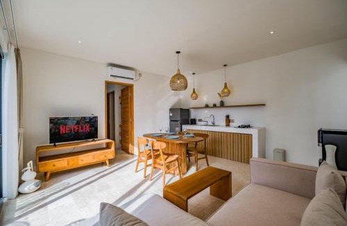 Batu Bolong Apartment | Stunning 1BR , Perfect for Two!