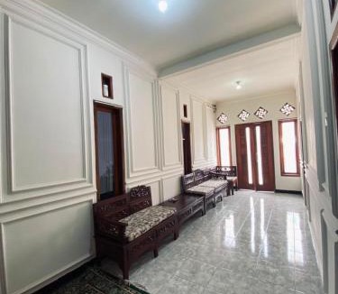 Ngadisari House | Homestay Teguh