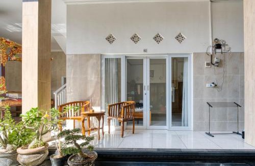 Central Seminyak House | narayuka house