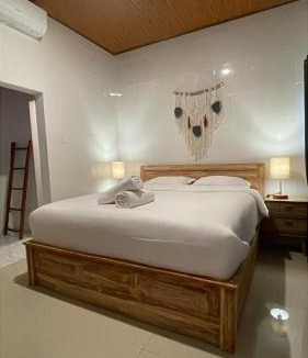 Ungasan House | Pradnya Homestay Ungasan - Room near Uluwatu