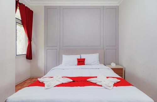 Cisarua Hotel | RedDoorz Resort at Tridaya Cisarua Puncak