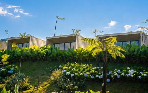 Cikole Hotel | Grand Luxcamp Soebi Farm Cikole by Horison