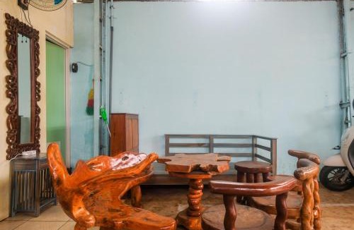Bandengan Hotel | RedDoorz near Alun Alun Jepara