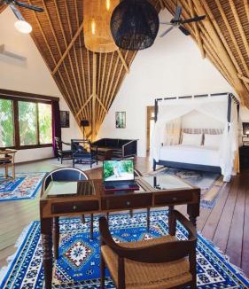 P. Gili Asahan Resort | Vayam Boutique Resort Gili Asahan
