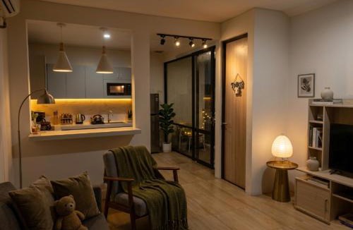 Cikarang House | RR Travertine House Cikarang