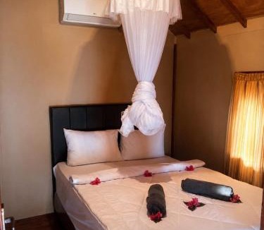 Gili Gede Hotel | El-Mindri Bungalow dan Resto