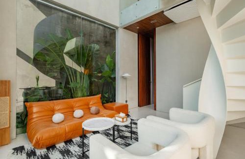 Berawa Villa | New 2BR Tropical Stylish Villa Canggu - 4 min to Finns
