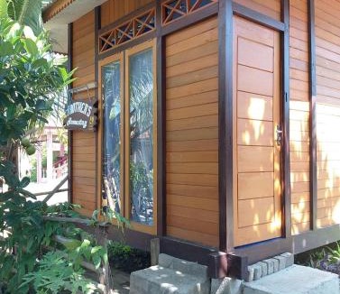 Bunaken House | Yorits Homestay