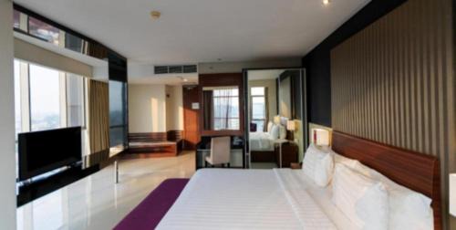 Jambi Hotel | Aston Jambi Hotel & Conference Center