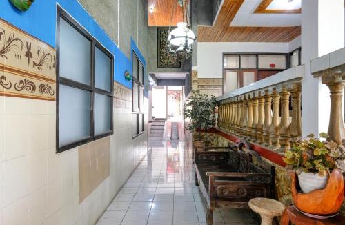 Oro Oro Ombo House | RedDoorz near Jawa Timur Park 1