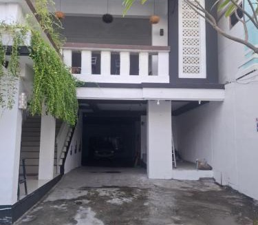 Downtown Kuta Hotel | The New Okie House