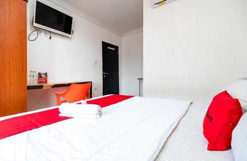 Pekanbaru Hotel | RedDoorz near RSIA Andini Pekanbaru