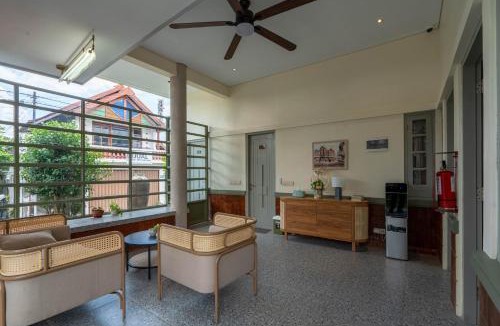 Gedongkiwo House | Villa Ceria Dukuh