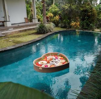 Melayang House | Junjungan Guest House New Brand