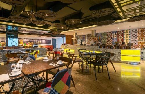 Gambir Hotel | Luminor Hotel Pecenongan Jakarta By WH