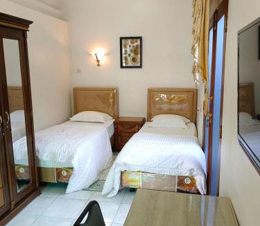 Padang House | Flamboyan House