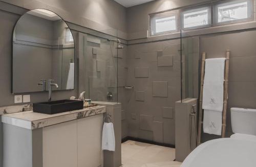 Petitenget Villa | Villa Xxtra - Luxury 4BR Villa - Sauna, Bar & Cold Plunge