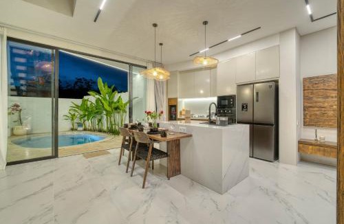 Kutuh Villa | Snow White Villas 3BR Haven Near Pandawa Beach