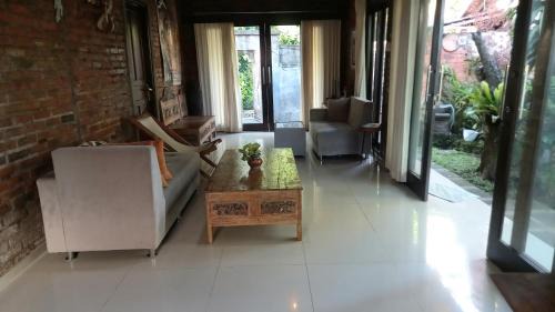 Kediri House | D'Tegale Homestay