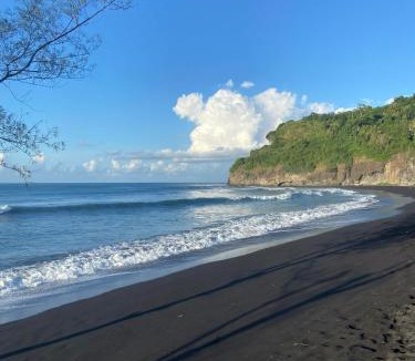 Argosari House | Double Point Retreat