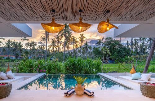 Purwakerti Villa | OMAÏA Private villas