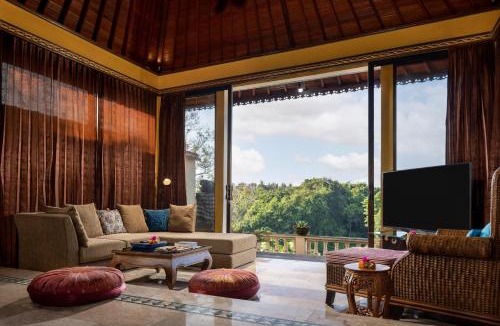 Batuan Villa | Villa Air Terjun Bucuan