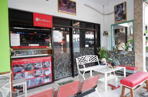 Tegal Hotel | RedDoorz Syariah near Alun Alun Balai Kota Tegal