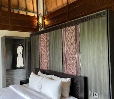 Karanganyar Cabin | MAHALAYA Garden Resort