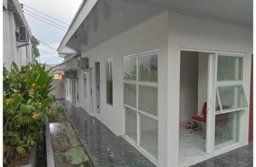 Manado City Centre Hotel | Hotel O 95063 Afifah Syariah Guest House Manado