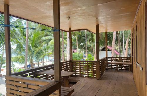 Wangi-Wangi House | Villa Nurlinda Dive Wambuliga Beach