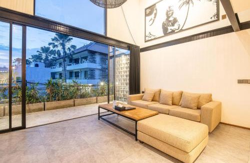 Munggu Hotel | Expansive Loft 200m from Canggu Beach