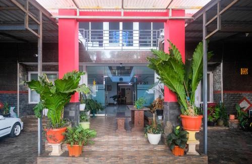 Klojen House | RedDoorz near Batik Tulis Celaket 2